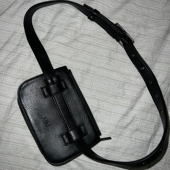 MATT & NAT PARK VEGAN WAIST BAG - DWELL - Picture 4 of 6